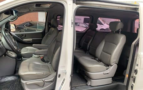 Hyundai Grand Starex Grand Starex I рестайлинг 2, 2012 год, 1 550 000 рублей, 7 фотография