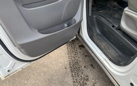 Hyundai Grand Starex Grand Starex I рестайлинг 2, 2012 год, 1 550 000 рублей, 11 фотография