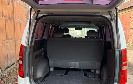 Hyundai Grand Starex Grand Starex I рестайлинг 2, 2012 год, 1 550 000 рублей, 6 фотография