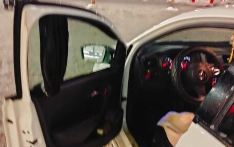 Volkswagen Polo VI (EU Market), 2012 год, 450 000 рублей, 6 фотография