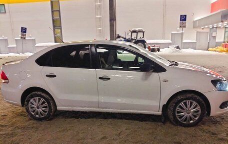 Volkswagen Polo VI (EU Market), 2012 год, 450 000 рублей, 3 фотография