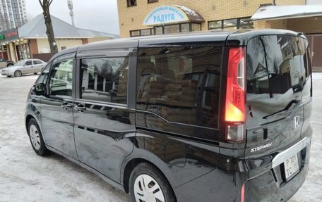 Honda Stepwgn IV, 2020 год, 2 200 000 рублей, 5 фотография