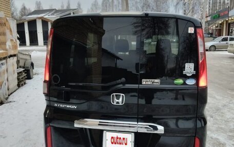 Honda Stepwgn IV, 2020 год, 2 200 000 рублей, 4 фотография