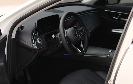 Mercedes-Benz E-Класс, 2024 год, 6 990 000 рублей, 8 фотография