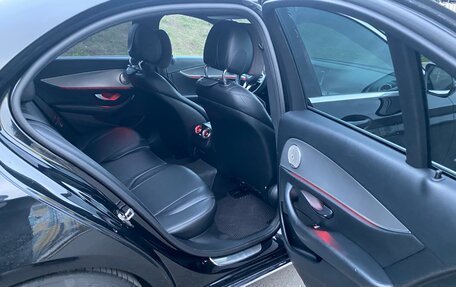 Mercedes-Benz E-Класс, 2019 год, 3 100 000 рублей, 14 фотография