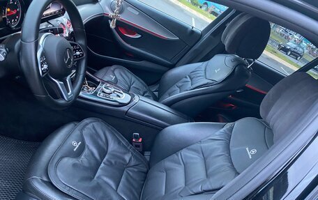 Mercedes-Benz E-Класс, 2019 год, 3 100 000 рублей, 17 фотография