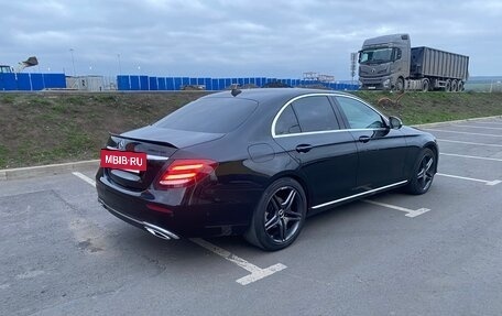 Mercedes-Benz E-Класс, 2019 год, 3 100 000 рублей, 9 фотография