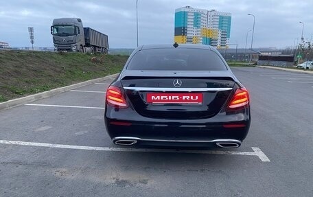 Mercedes-Benz E-Класс, 2019 год, 3 100 000 рублей, 8 фотография