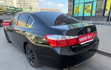 Honda Accord IX рестайлинг, 2013 год, 1 300 000 рублей, 2 фотография