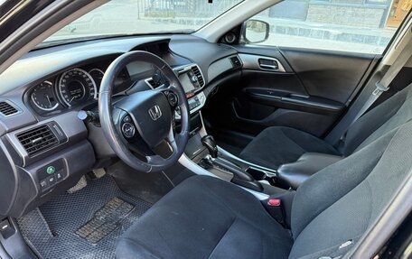 Honda Accord IX рестайлинг, 2013 год, 1 300 000 рублей, 7 фотография