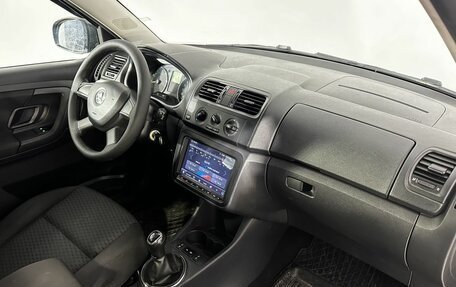 Skoda Fabia II, 2013 год, 680 000 рублей, 24 фотография