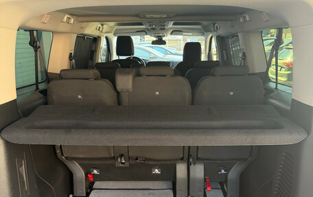 Peugeot Traveller I, 2021 год, 2 550 000 рублей, 8 фотография