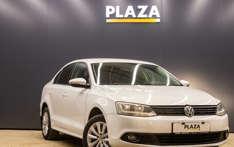 Volkswagen Jetta VI, 2012 год, 899 000 рублей, 2 фотография