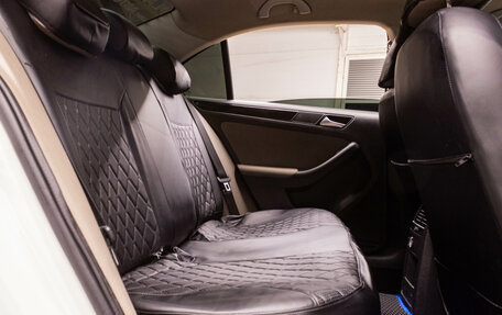 Volkswagen Jetta VI, 2012 год, 899 000 рублей, 11 фотография