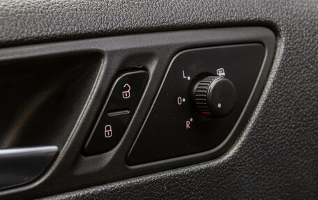 Volkswagen Jetta VI, 2012 год, 899 000 рублей, 15 фотография