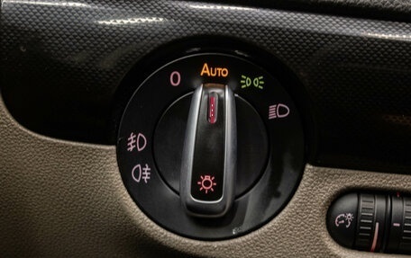 Volkswagen Jetta VI, 2012 год, 899 000 рублей, 14 фотография