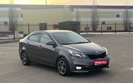 KIA Rio III рестайлинг, 2015 год, 890 000 рублей, 1 фотография