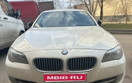BMW 5 серия, 2013 год, 1 950 000 рублей, 1 фотография
