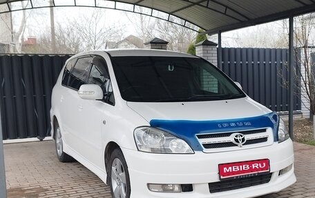 Toyota Ipsum II, 2003 год, 800 000 рублей, 1 фотография