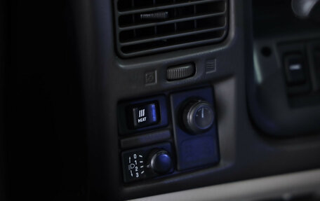 Nissan Patrol, 2003 год, 899 000 рублей, 20 фотография