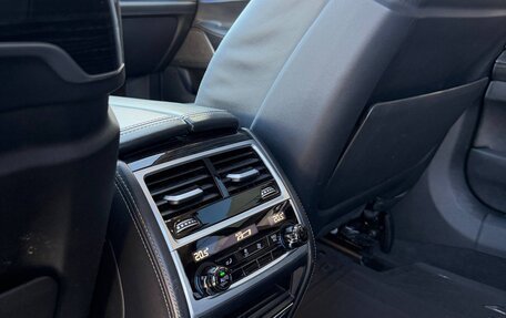 BMW 7 серия, 2021 год, 4 800 000 рублей, 10 фотография