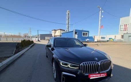 BMW 7 серия, 2021 год, 4 800 000 рублей, 13 фотография