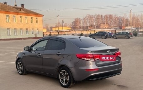 KIA Rio III рестайлинг, 2015 год, 890 000 рублей, 9 фотография