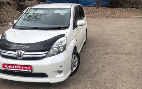 Toyota ISis I, 2012 год, 1 300 000 рублей, 8 фотография