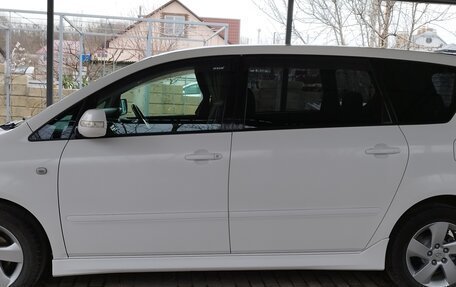 Toyota Ipsum II, 2003 год, 800 000 рублей, 2 фотография