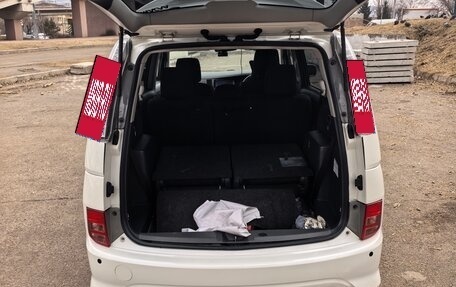 Toyota ISis I, 2012 год, 1 300 000 рублей, 11 фотография