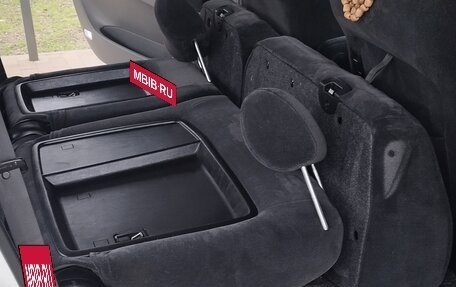 Toyota Ipsum II, 2003 год, 800 000 рублей, 28 фотография