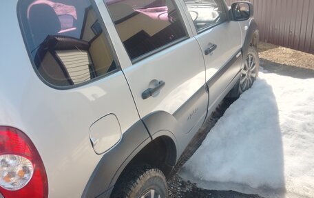 Chevrolet Niva I рестайлинг, 2012 год, 450 000 рублей, 11 фотография