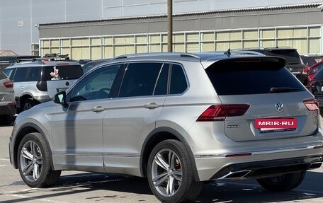 Volkswagen Tiguan II, 2019 год, 3 900 000 рублей, 21 фотография