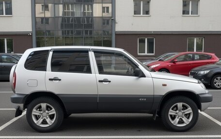 Chevrolet Niva I рестайлинг, 2006 год, 600 000 рублей, 4 фотография