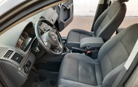 Volkswagen Touran III, 2010 год, 785 000 рублей, 20 фотография