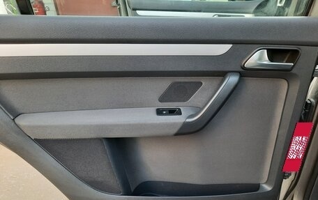 Volkswagen Touran III, 2010 год, 785 000 рублей, 17 фотография