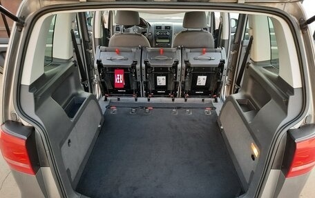 Volkswagen Touran III, 2010 год, 785 000 рублей, 23 фотография