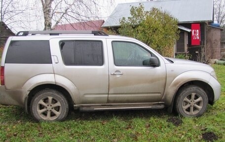 Nissan Pathfinder, 2005 год, 749 000 рублей, 3 фотография