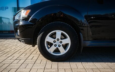 Mitsubishi Outlander III рестайлинг 3, 2010 год, 1 200 000 рублей, 9 фотография