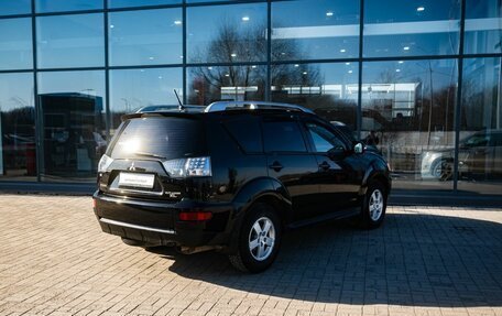 Mitsubishi Outlander III рестайлинг 3, 2010 год, 1 200 000 рублей, 2 фотография