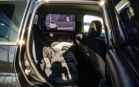 Mitsubishi Outlander III рестайлинг 3, 2010 год, 1 200 000 рублей, 12 фотография