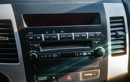 Mitsubishi Outlander III рестайлинг 3, 2010 год, 1 200 000 рублей, 19 фотография