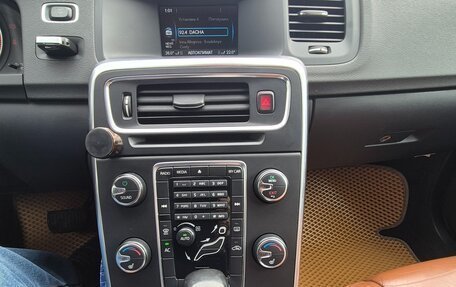 Volvo S60 III, 2012 год, 17 фотография