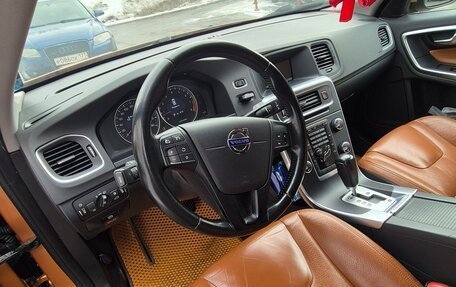 Volvo S60 III, 2012 год, 18 фотография