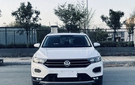 Volkswagen T-Roc I, 2025 год, 2 270 000 рублей, 2 фотография