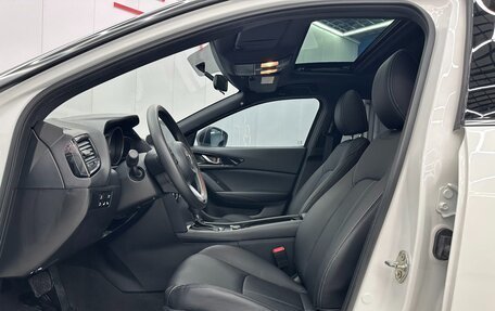 Mazda CX-4, 2023 год, 2 320 000 рублей, 7 фотография