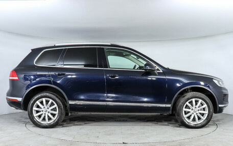 Volkswagen Touareg III, 2016 год, 2 349 000 рублей, 4 фотография