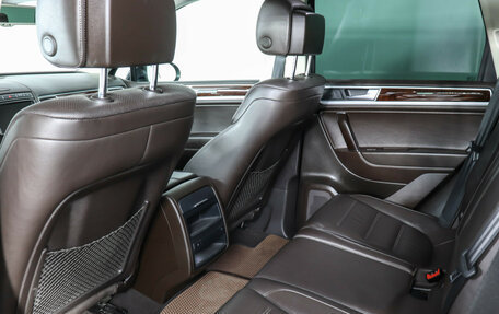 Volkswagen Touareg III, 2016 год, 2 349 000 рублей, 13 фотография