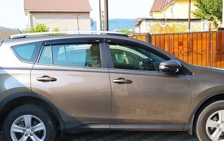 Toyota RAV4, 2014 год, 2 050 000 рублей, 3 фотография