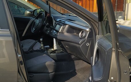 Toyota RAV4, 2014 год, 2 050 000 рублей, 5 фотография